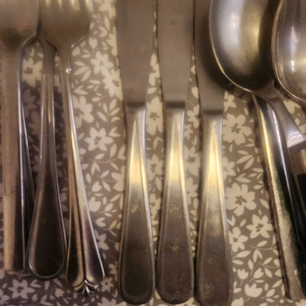* Random silverware - Picture 3 of 5